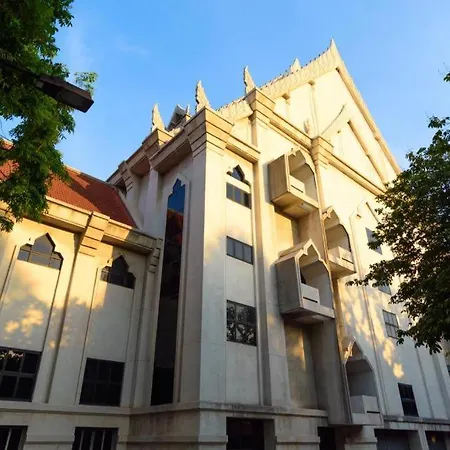 Pannapat Place