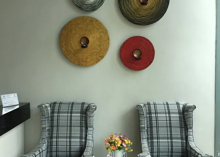 Pannapat Place Hotel 3*