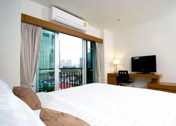 Pannapat Place Hotel 3*